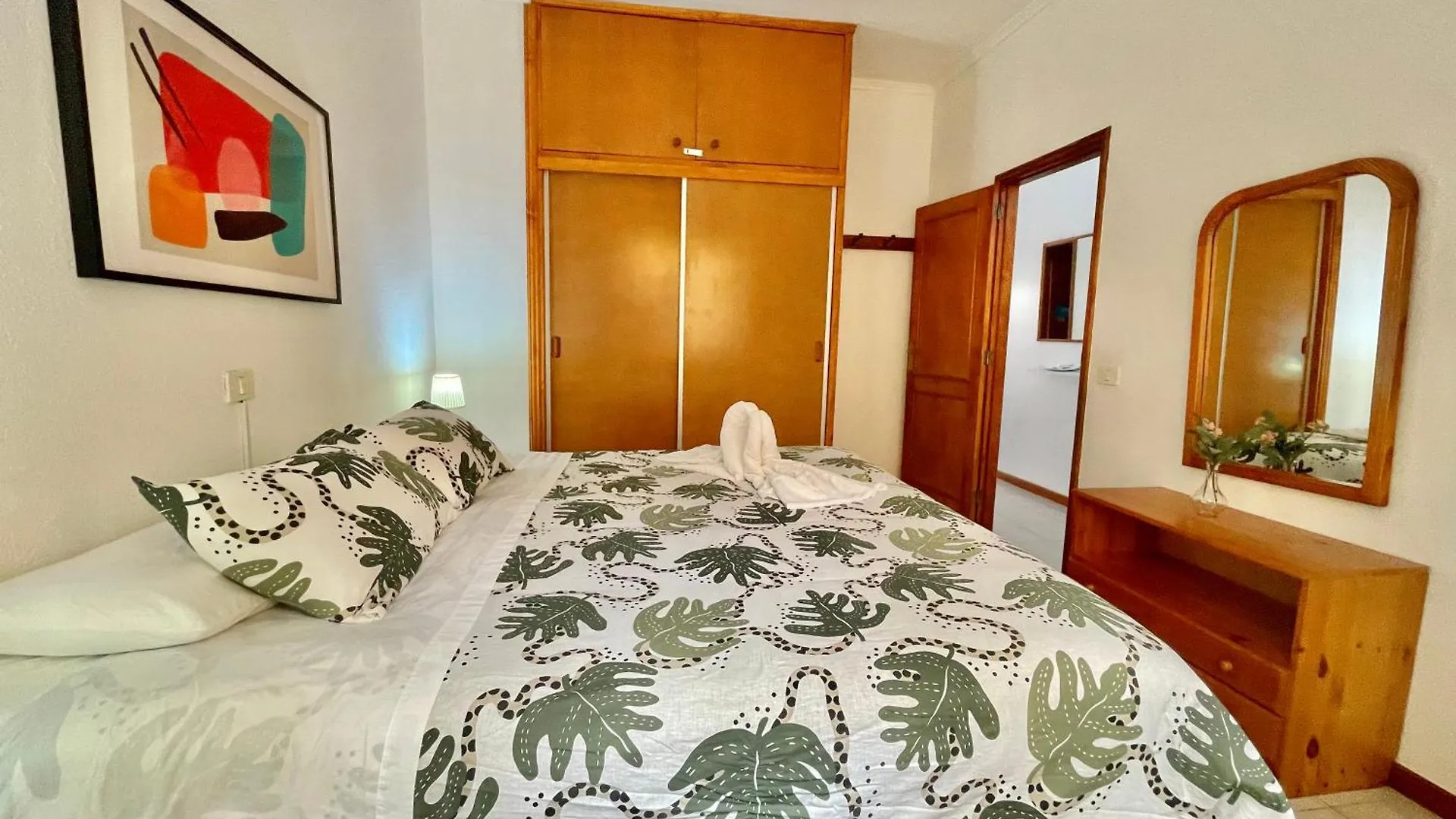 Apartamento Halley El Medano  Apartment El Medano (Tenerife)